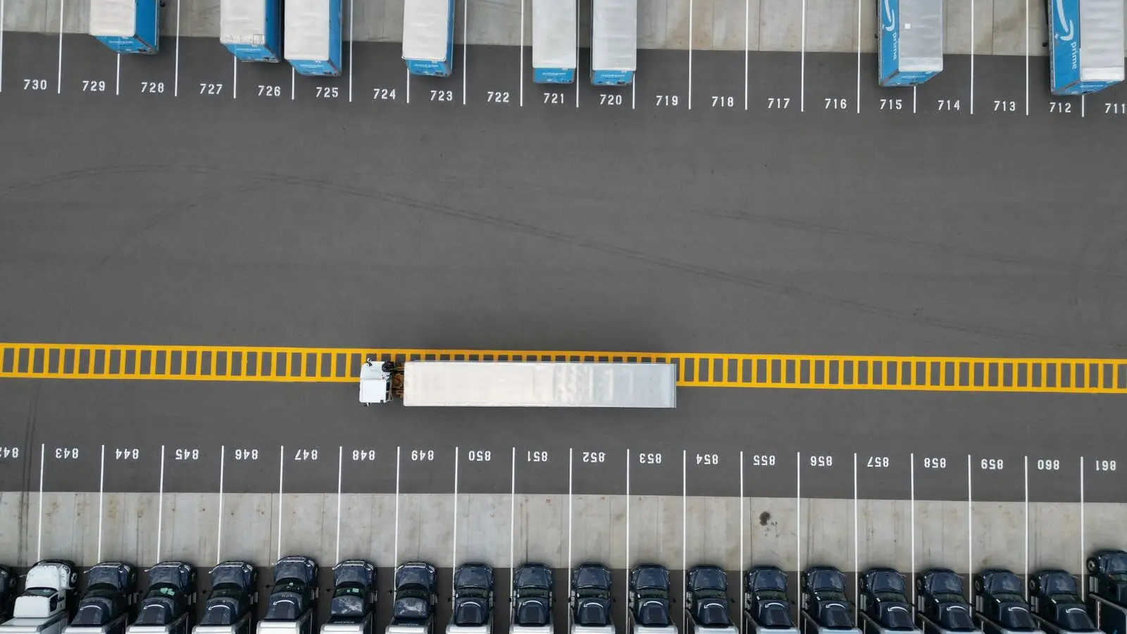 Buying Land in Altamira: Central Lots, and Why Zoning Beats the Avenue